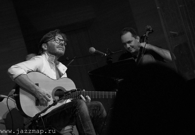 Al Di Meola выступил в Московском Международном Доме Музыки с программой, посвященной Beatles
