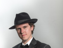 Александр Абрамов (вокал)