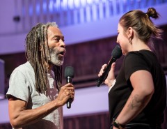 Заряд(ье) позитива: Bobby McFerrin в КЗ "Зарядье" (Москва, 2.11.2018)