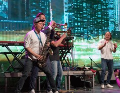 Группа Leonid & Friends в клубе Yota Arena