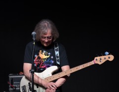 Группа Leonid & Friends в клубе Yota Arena