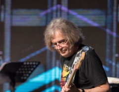 Группа Leonid & Friends в клубе Yota Arena