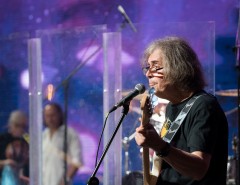 Группа Leonid & Friends в клубе Yota Arena