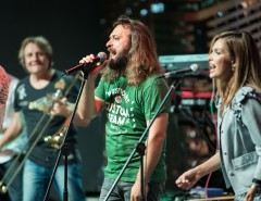 Группа Leonid & Friends в клубе Yota Arena