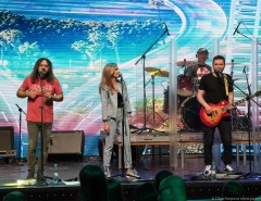 Группа Leonid & Friends в клубе Yota Arena