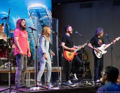 Группа Leonid & Friends в клубе Yota Arena
