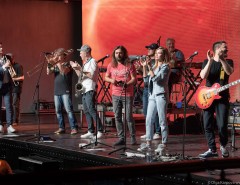 Группа Leonid & Friends в клубе Yota Arena