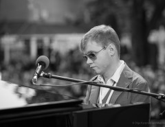 Второй день Московского джазового фестиваля - в Зарядье молодежь, в Эрмитаже - мэтры