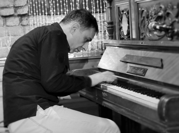 Артем Лалаян, джазовый пианист