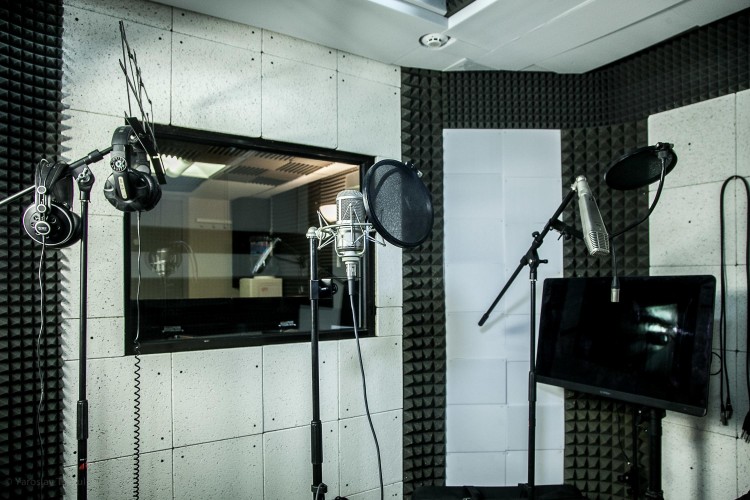 iSSENiN Studio