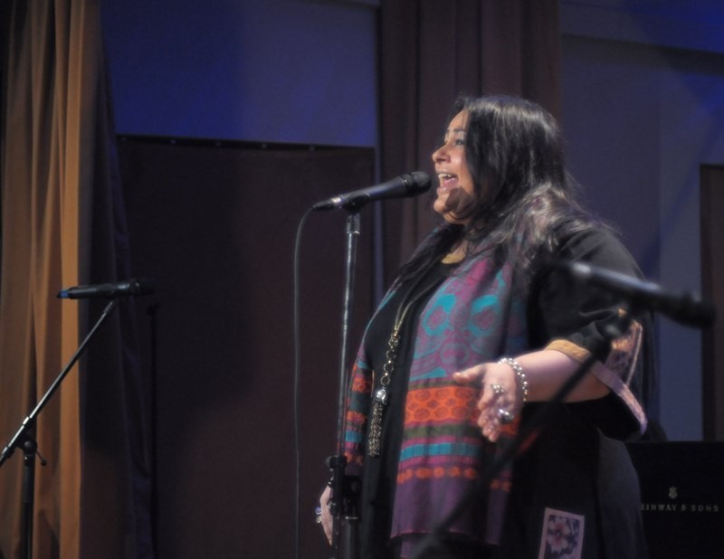 Мариам Мерабова на сцене ЕКЦ, Вокал, 22 февраля 2013 | Jazzmap.ru