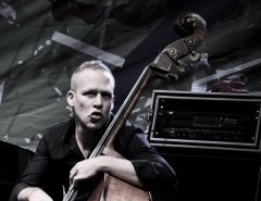 Авишай Коэн / Avishai Cohen (контрабас, вокал)