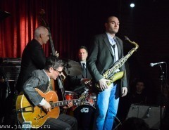 Straight Ahead - Joe Farnsworth's (NYC, drums) Tribute to the Hard Bop Masters