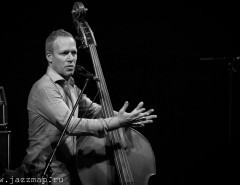 Avishai Cohen Trio