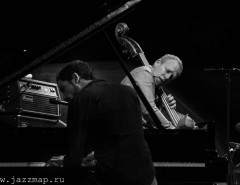 Avishai Cohen Trio