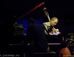 Avishai Cohen Trio