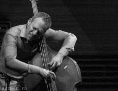 Avishai Cohen Trio