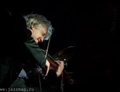 Скрипач Дидье Локвуд (Didier Lockwood) в клубе Эссе 07.04.2014