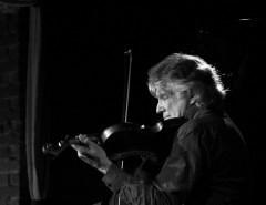 Скрипач Дидье Локвуд (Didier Lockwood) в клубе Эссе 07.04.2014