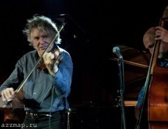 Скрипач Дидье Локвуд (Didier Lockwood) в клубе Эссе 07.04.2014