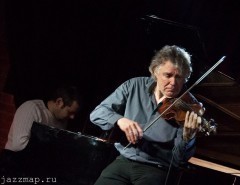 Скрипач Дидье Локвуд (Didier Lockwood) в клубе Эссе 07.04.2014