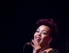 Maya Azucena (Майя Асусэна, вокал, США) и Трио Олега Бутмана