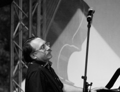 Даниил Крамер (рояль) и Хибла Герзмава (вокал) на фестивале Усадьба ДЖАЗ 2015