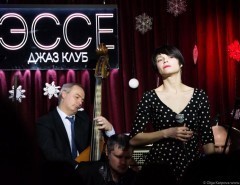 Квартет саксофонистов и Карина Кожевникова (вокал) в клубе Эссе 25.12.2015