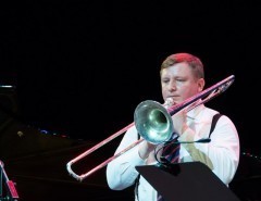 Moscow Ragtime Band, Полина Касьянова (вокал) и Валерий Гроховский (рояль)