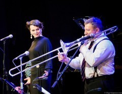Moscow Ragtime Band, Полина Касьянова (вокал) и Валерий Гроховский (рояль)