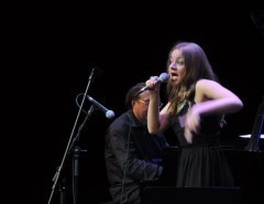 Даниил Крамер, Роберт Анчиполовский и Полина Зизак - концерт в ММДМ 12 марта 2013 