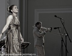 Ники Харис (джаз, вокал) выступает в Большом зале Консерватории, Москва