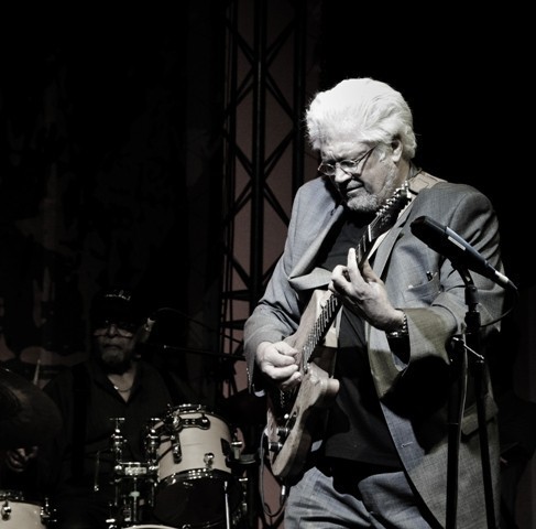 гитарист Larry Coryell